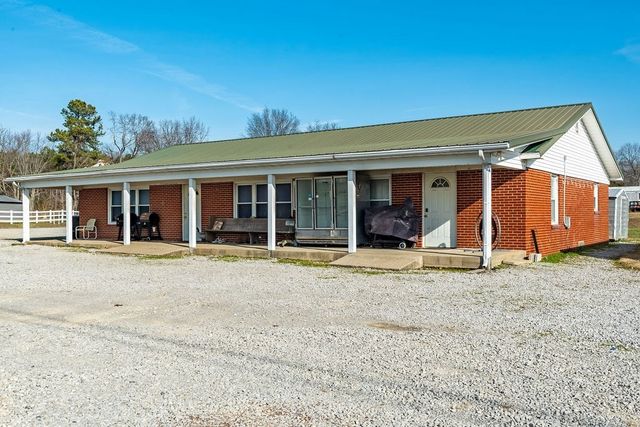 8496 S Madisonville Rd, Crofton, KY 42217