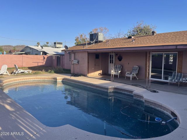 3162 W ALTADENA Avenue, Phoenix, AZ 85029