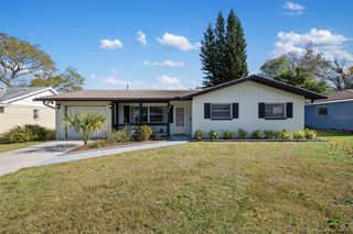 1073 KENWOOD DRIVE, Dunedin, FL 34698