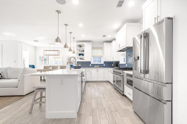 135 Sunrise Avenue, Port Aransas, TX 78373