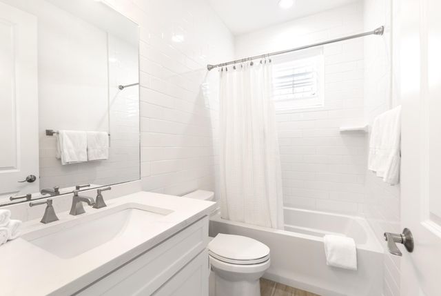 135 Sunrise Avenue, Port Aransas, TX 78373
