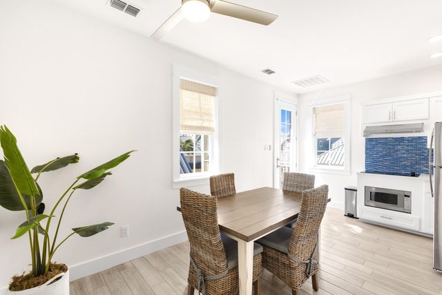 135 Sunrise Avenue, Port Aransas, TX 78373