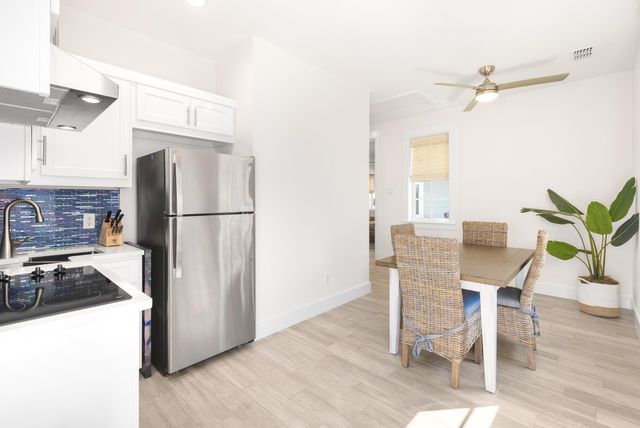 135 Sunrise Avenue, Port Aransas, TX 78373