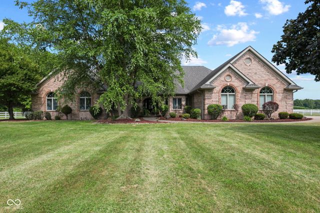8534 N Murphy Road, Brazil, IN 47834