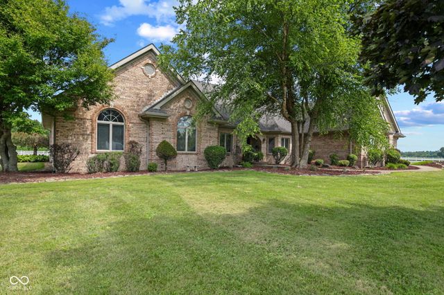 8534 N Murphy Road, Brazil, IN 47834