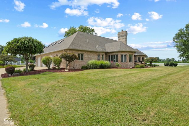 8534 N Murphy Road, Brazil, IN 47834
