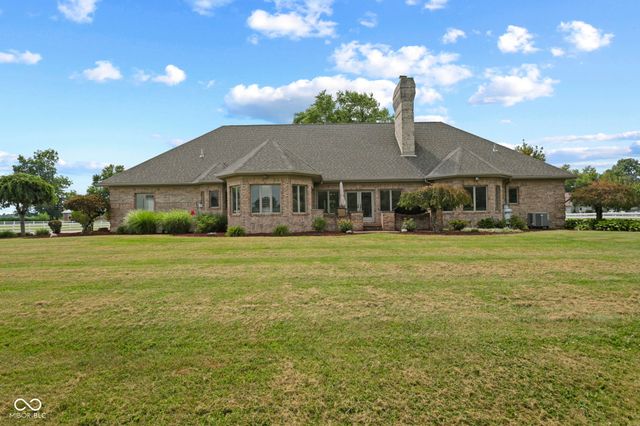 8534 N Murphy Road, Brazil, IN 47834