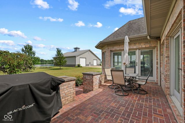 8534 N Murphy Road, Brazil, IN 47834
