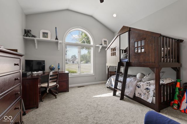 8534 N Murphy Road, Brazil, IN 47834