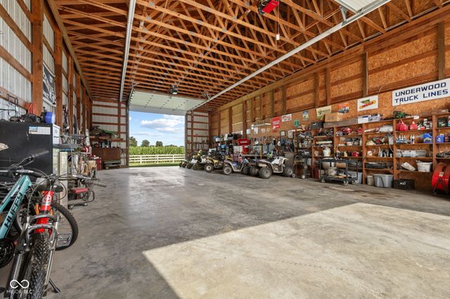 8534 N Murphy Road, Brazil, IN 47834
