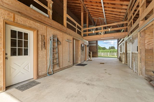 8534 N Murphy Road, Brazil, IN 47834