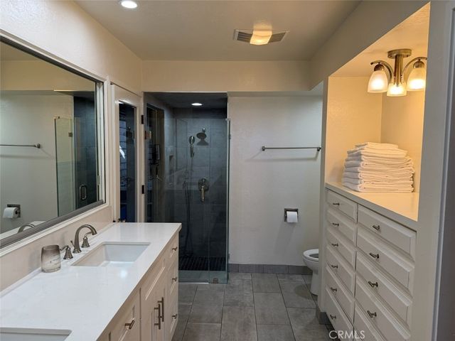 35 N N La Senda, Laguna Beach, CA 92651