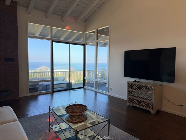 35 N N La Senda, Laguna Beach, CA 92651