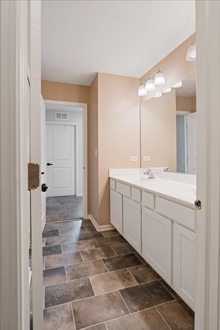 1814 Peyton Terrace, Shorewood, IL 60404