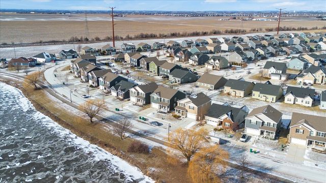 1814 Peyton Terrace, Shorewood, IL 60404