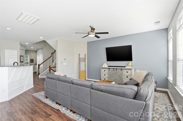 10005 Kings Parade Boulevard, Charlotte, NC 28273