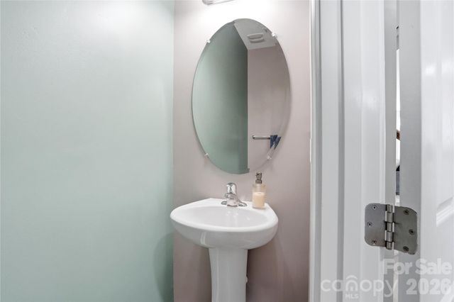 10005 Kings Parade Boulevard, Charlotte, NC 28273
