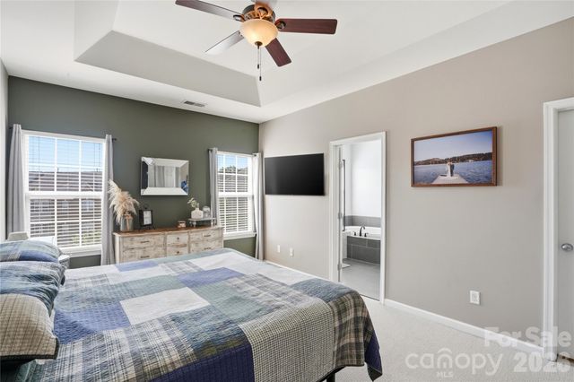 10005 Kings Parade Boulevard, Charlotte, NC 28273