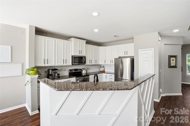 10005 Kings Parade Boulevard, Charlotte, NC 28273