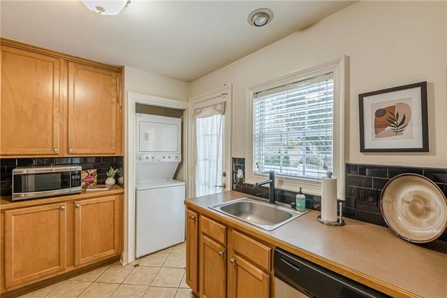 3480 Victoria Street, Atlanta, GA 30337