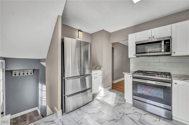 7619 Snow Road, Parma, OH 44129