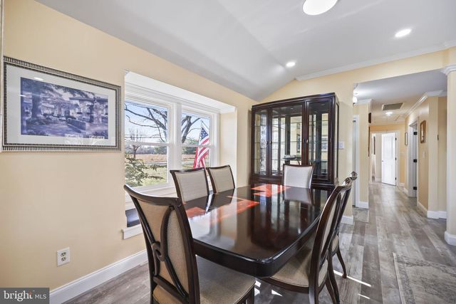 568 VILLAGE RD W RD, Princeton Junction, NJ 08550