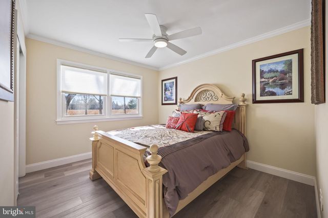 568 VILLAGE RD W RD, Princeton Junction, NJ 08550