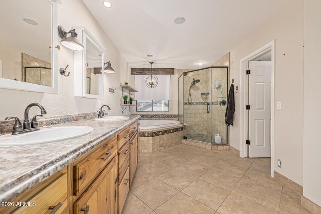 7220 W LARKSPUR Drive, Peoria, AZ 85381