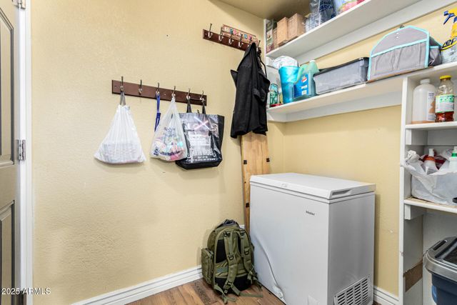 7220 W LARKSPUR Drive, Peoria, AZ 85381