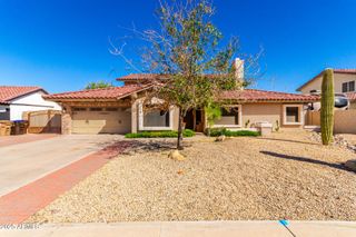 7220 W LARKSPUR Drive, Peoria, AZ 85381