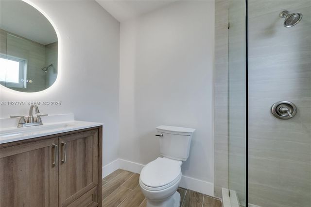 8952 SW 10th Ter, Miami, FL 33174