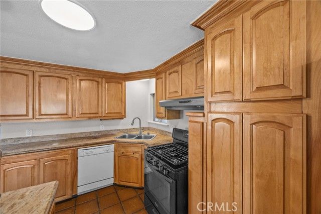 1951 Valley View Avenue, Norco, CA 92860