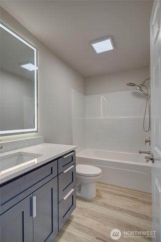 634 Island Circle SE, Ocean Shores, WA 98569