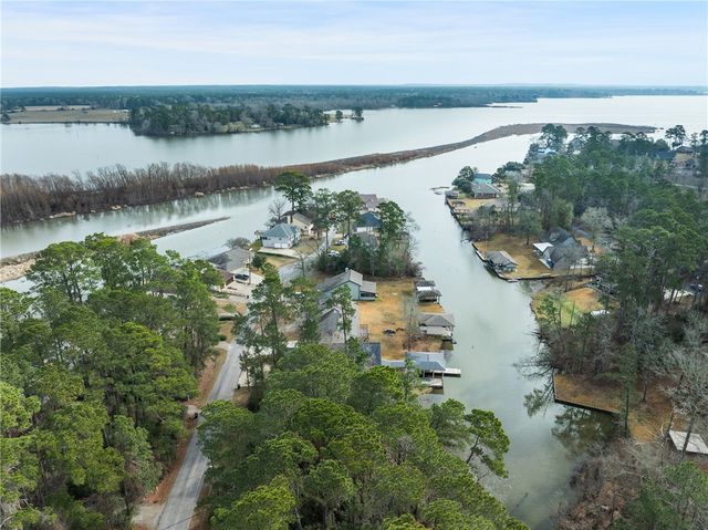 70 Lakeside, Trinity, TX 75862