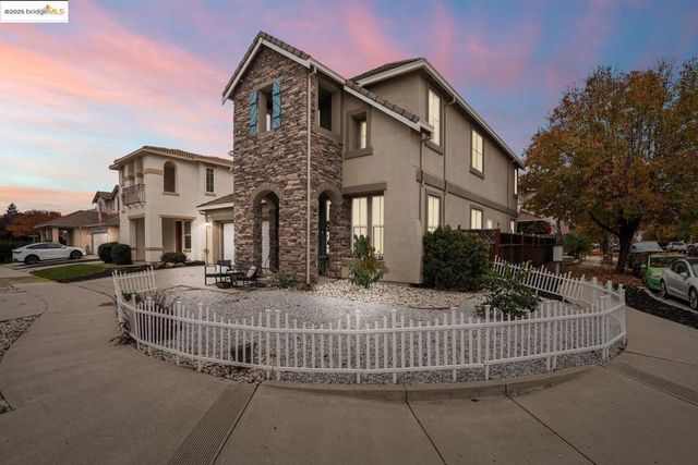 2474 Grant ST, Brentwood, CA 94513