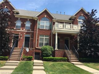 1395 Ashford Court 61, Troy, MI 48084