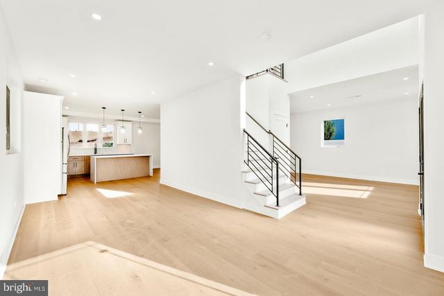 3215 BROOKDALE RD, Philadelphia, PA 19114