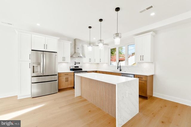 3215 BROOKDALE RD, Philadelphia, PA 19114