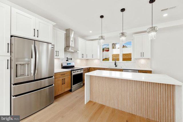 3215 BROOKDALE RD, Philadelphia, PA 19114