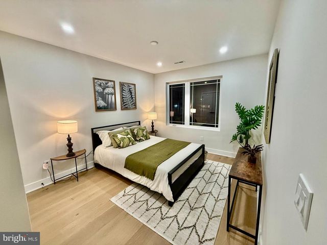 3215 BROOKDALE RD, Philadelphia, PA 19114