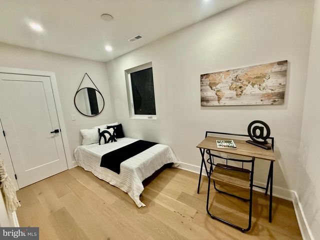 3215 BROOKDALE RD, Philadelphia, PA 19114