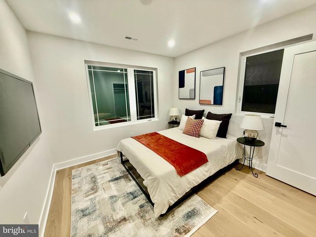 3215 BROOKDALE RD, Philadelphia, PA 19114