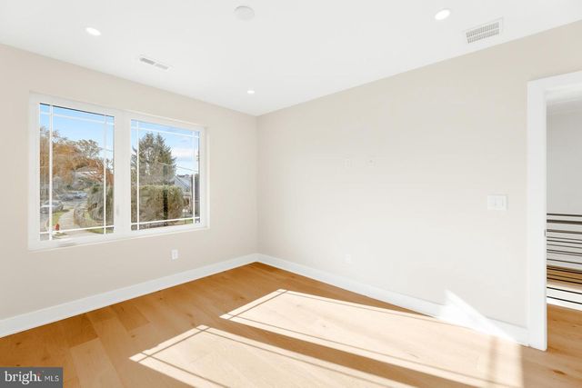 3215 BROOKDALE RD, Philadelphia, PA 19114