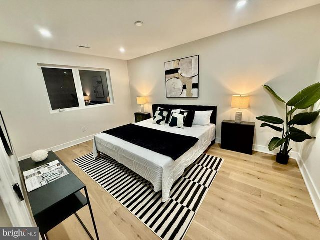 3215 BROOKDALE RD, Philadelphia, PA 19114