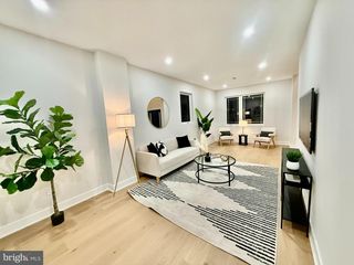 3215 BROOKDALE RD, Philadelphia, PA 19114