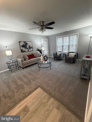 102 STONEHURST CT, New Castle, DE 19720