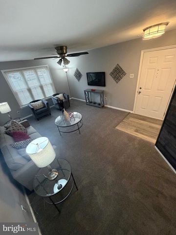 102 STONEHURST CT, New Castle, DE 19720
