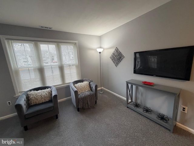 102 STONEHURST CT, New Castle, DE 19720