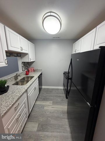 102 STONEHURST CT, New Castle, DE 19720