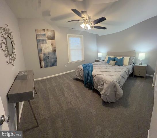 102 STONEHURST CT, New Castle, DE 19720